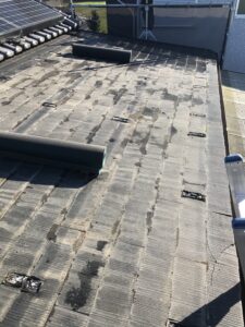 大阪市にて屋根修理〈スレート屋根カバー工法〉 施工前